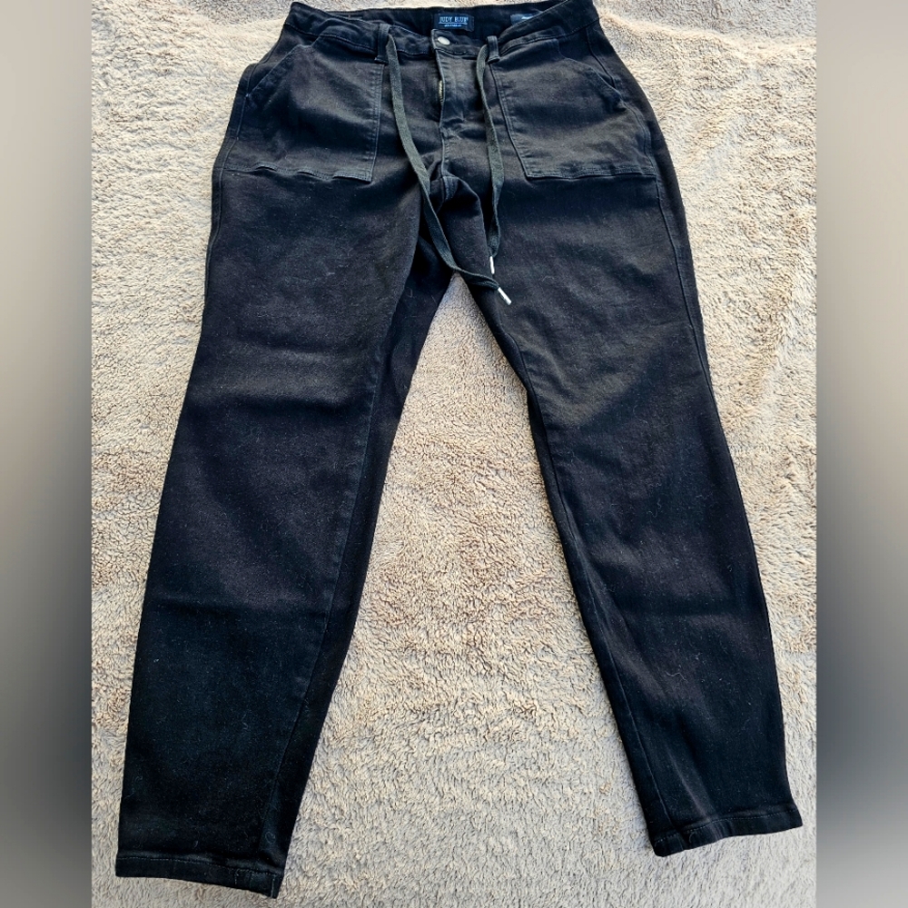 Judy Blue Airplane Mode High-Rise Jet Black Double Roll Cuff Jogger 14W
